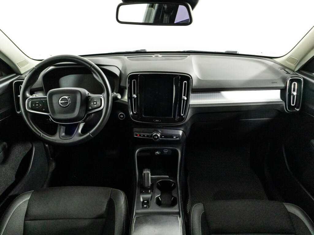 Volvo XC40 с пробегом — 2018 год. Фото: #12