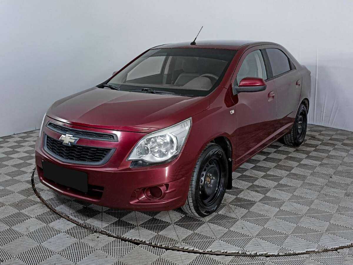 Chevrolet Cobalt с пробегом — 2014 год. Фото: #0