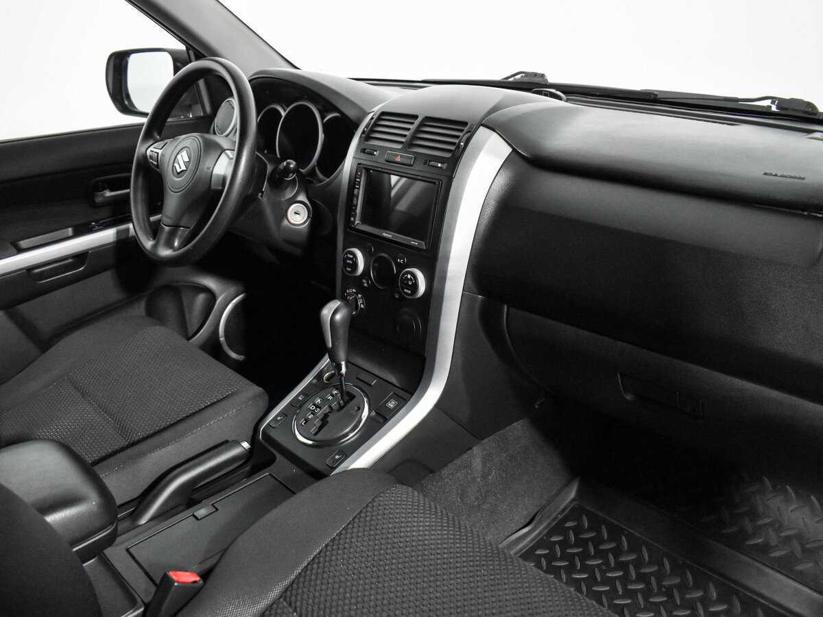 Suzuki Grand Vitara с пробегом — 2008 год. Фото: #12
