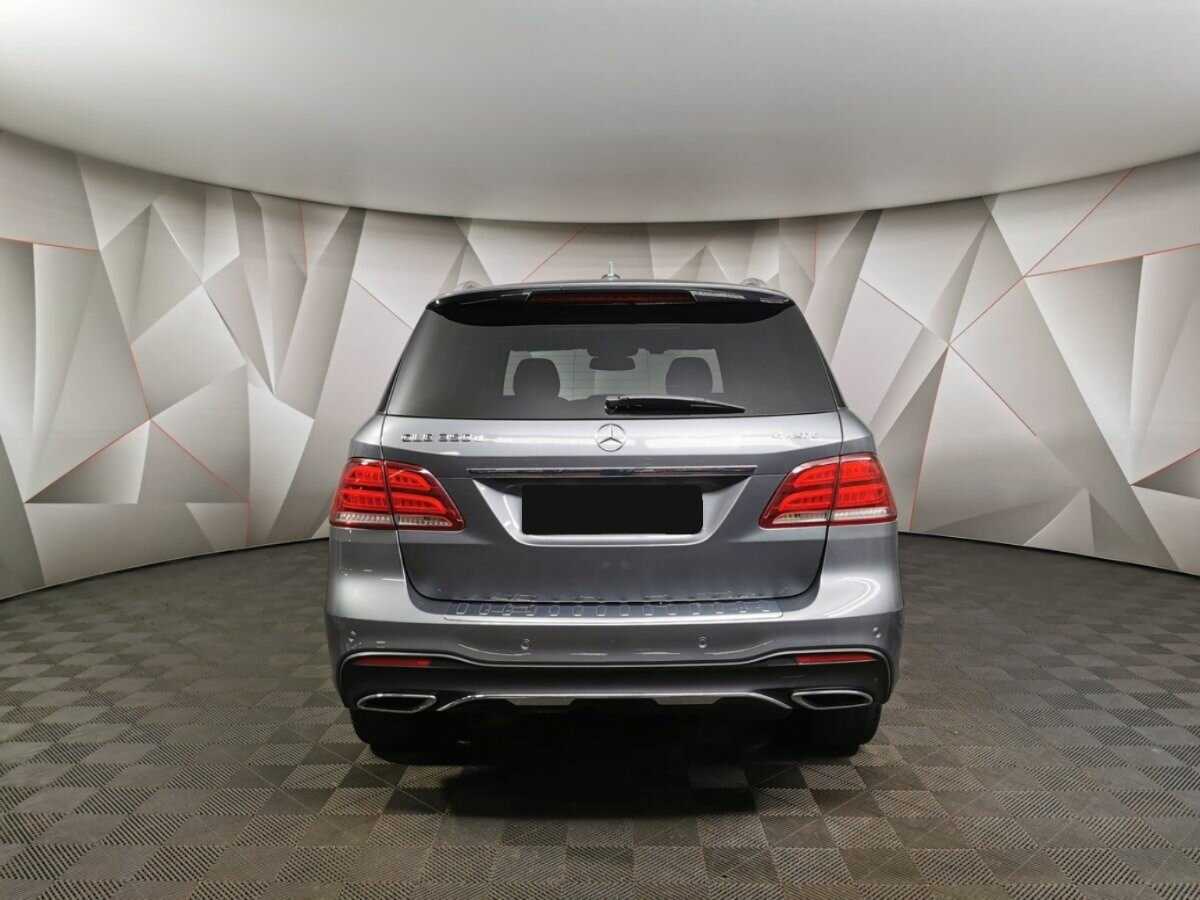 Mercedes-Benz GLE с пробегом — 2018 год. Фото: #7