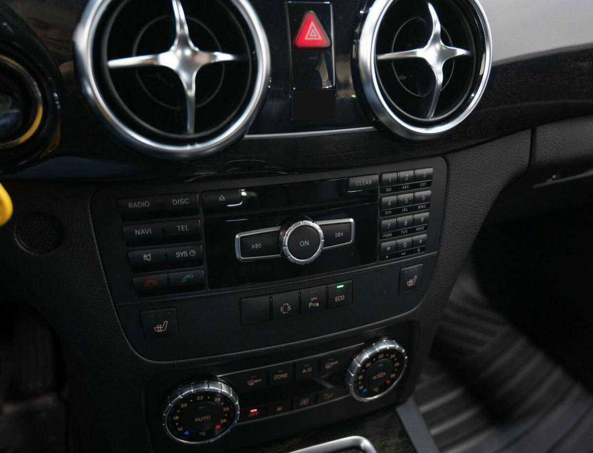 Mercedes-Benz GLK-Класс с пробегом — 2014 год. Фото: #22