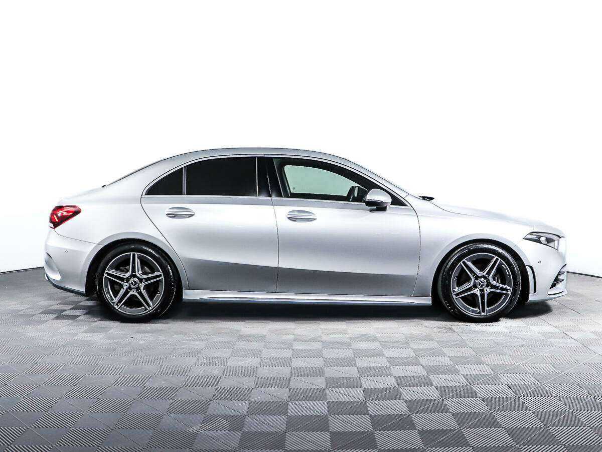 Mercedes-Benz A-Класс с пробегом — 2019 год. Фото: #3