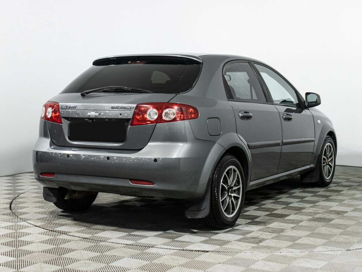 Chevrolet Lacetti с пробегом — 2011 год. Фото: #4