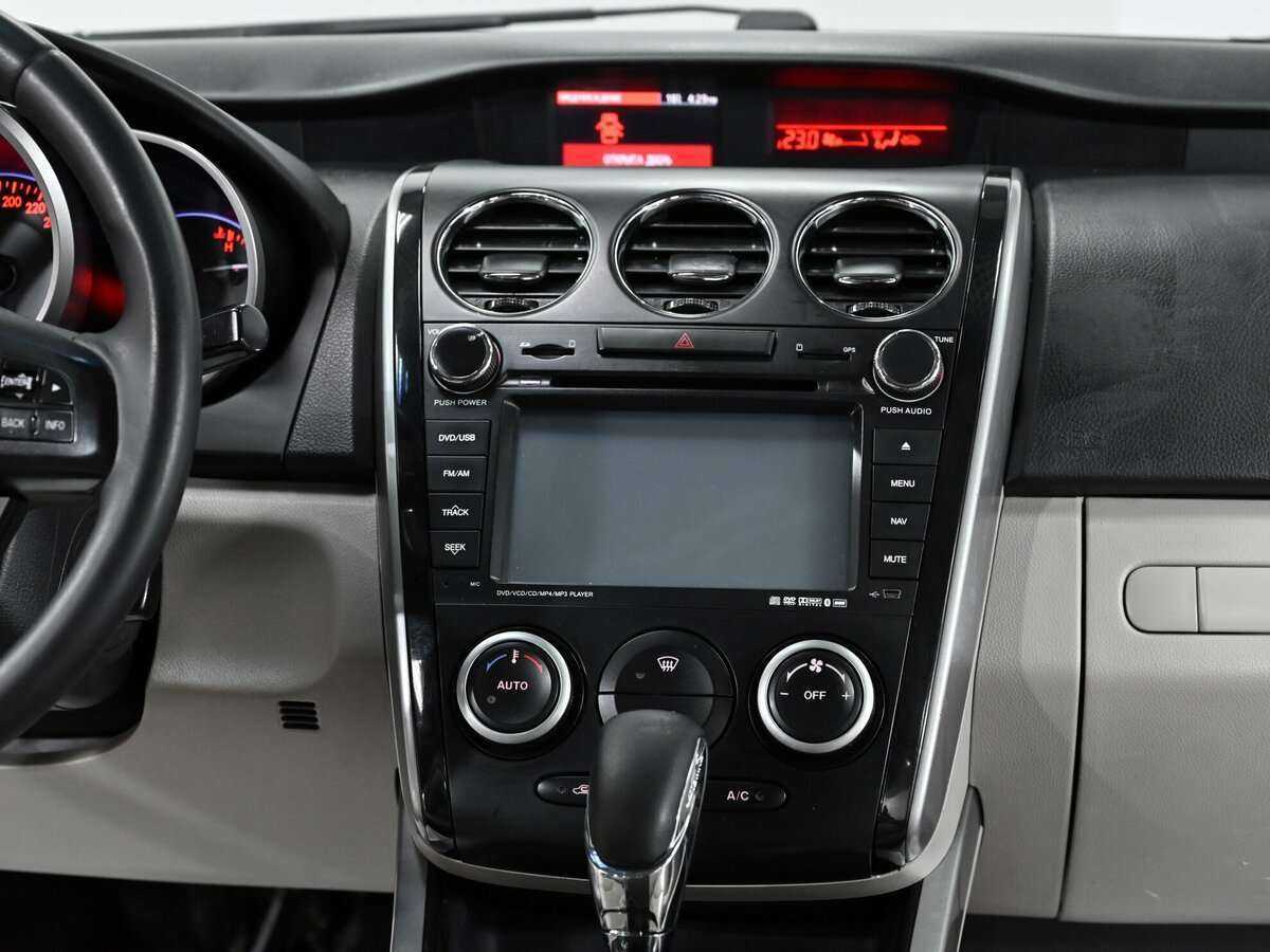 Mazda CX-7 с пробегом — 2011 год. Фото: #9