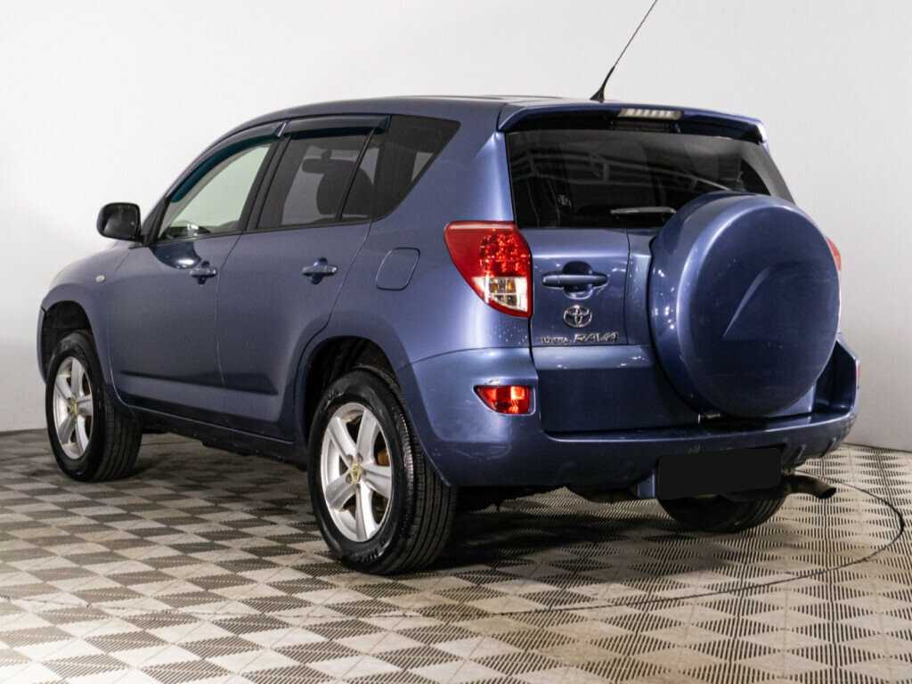 Toyota RAV4 с пробегом — 2007 год. Фото: #6