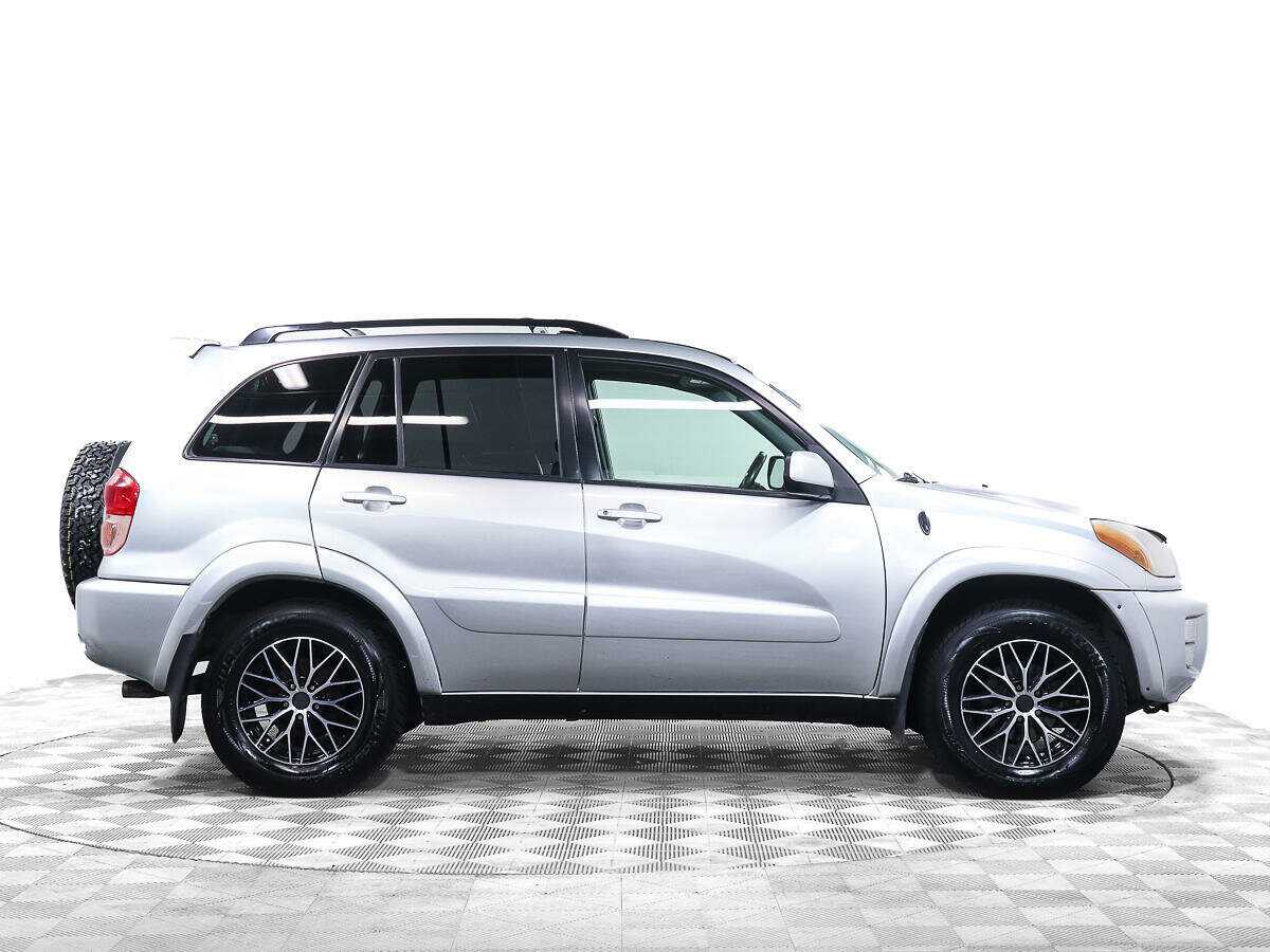 Toyota RAV4 с пробегом — 2002 год. Фото: #2