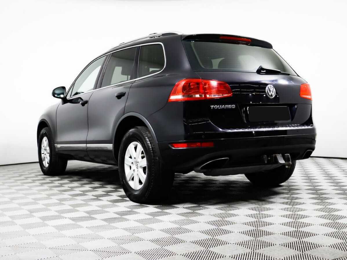 Volkswagen Touareg с пробегом — 2013 год. Фото: #6