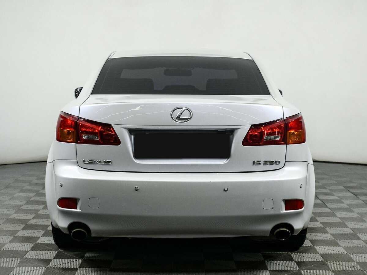 Lexus IS с пробегом — 2008 год. Фото: #5