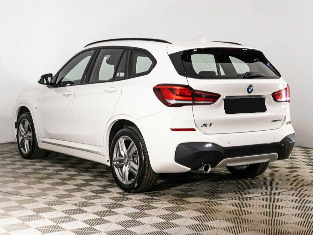 BMW X1 с пробегом — 2021 год. Фото: #6