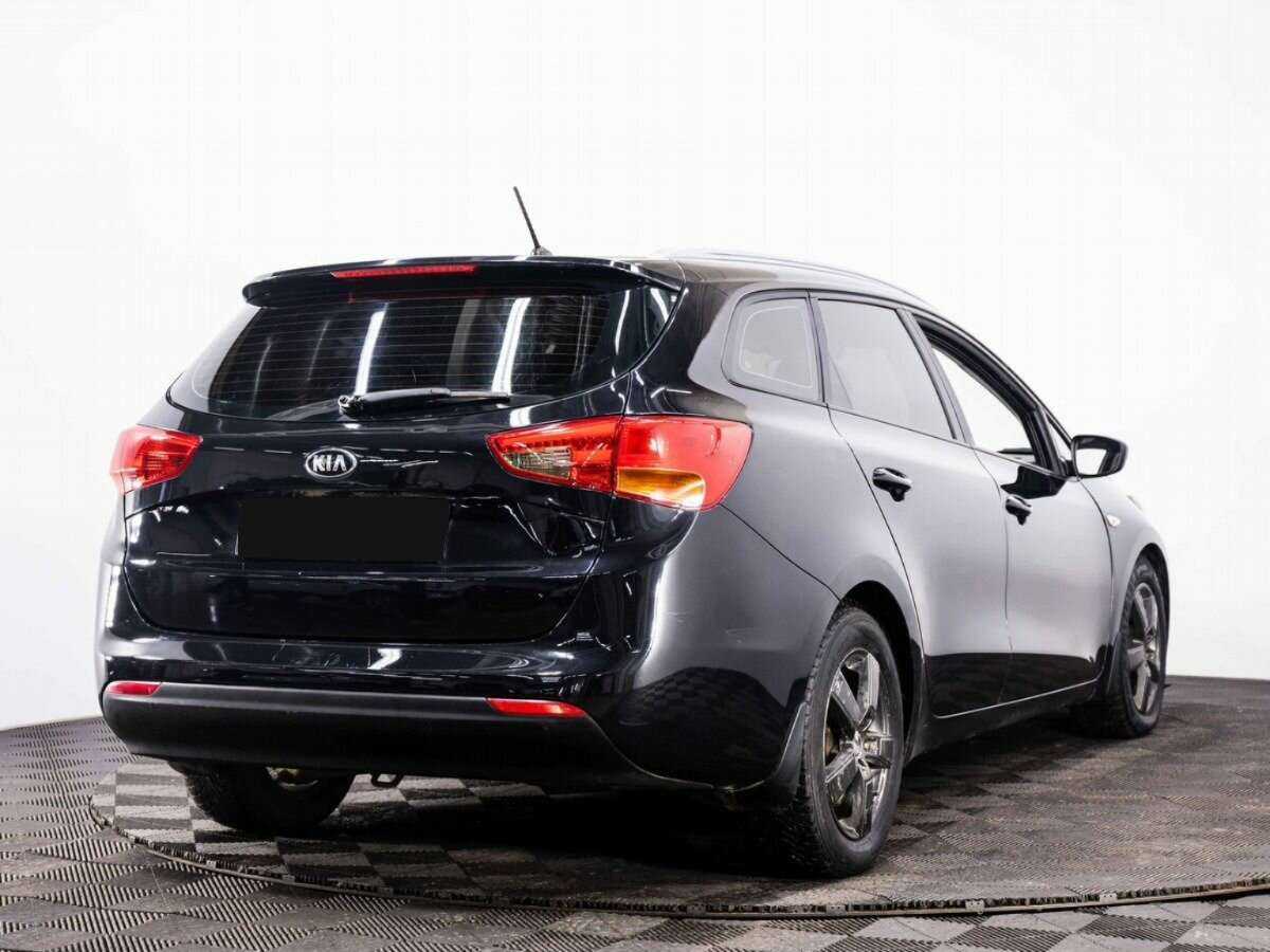 Kia Ceed с пробегом — 2012 год. Фото: #5