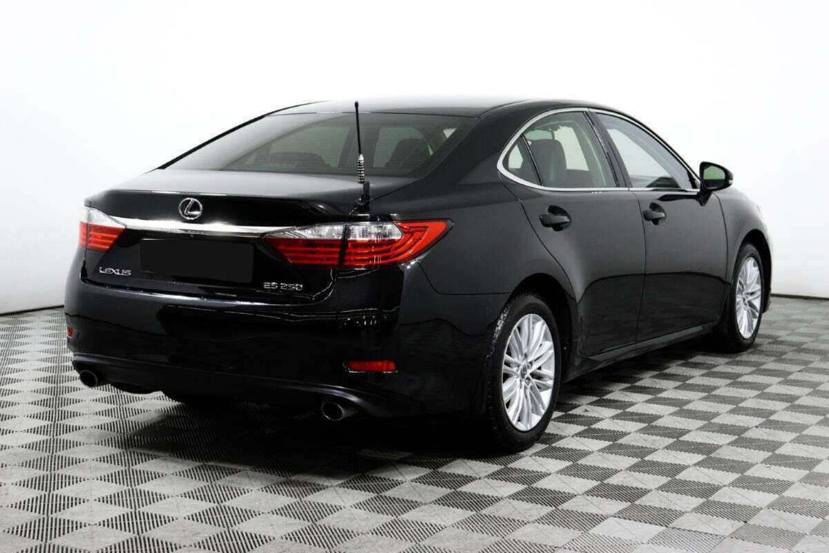 Lexus ES с пробегом — 2013 год. Фото: #4