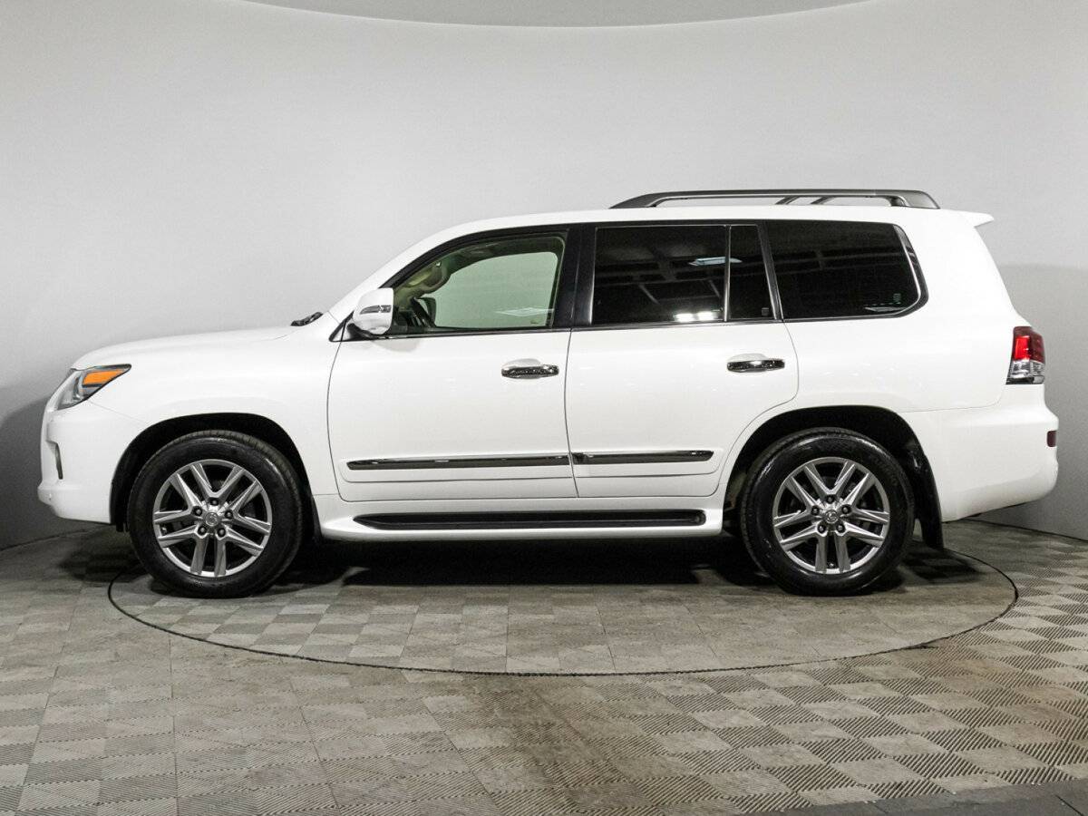 Lexus LX с пробегом — 2013 год. Фото: #7