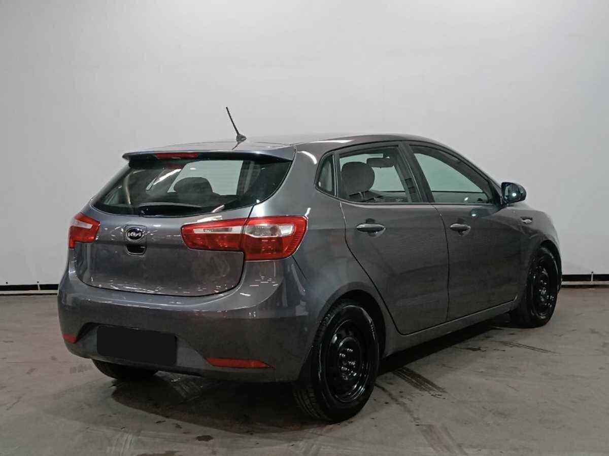 Kia Rio с пробегом — 2015 год. Фото: #4