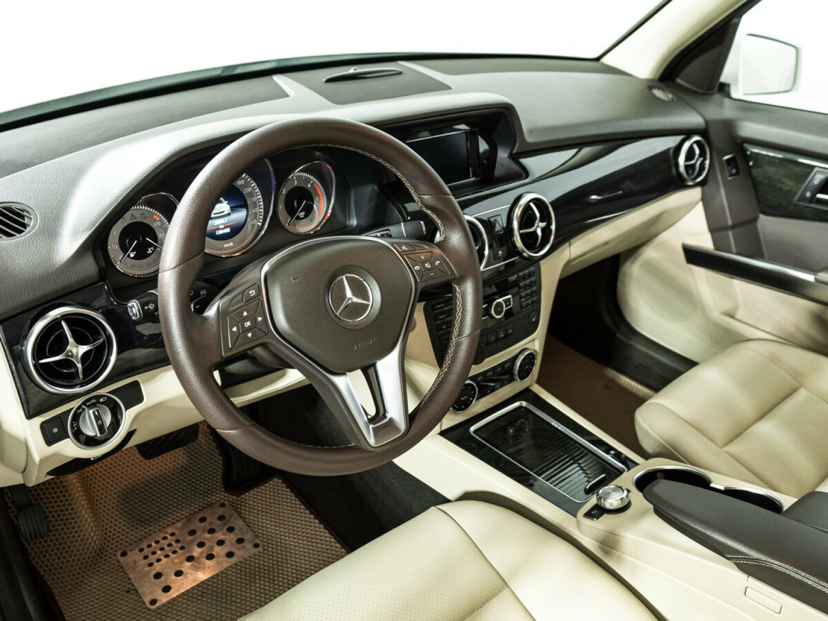 Mercedes-Benz GLK-Класс с пробегом — 2014 год. Фото: #10