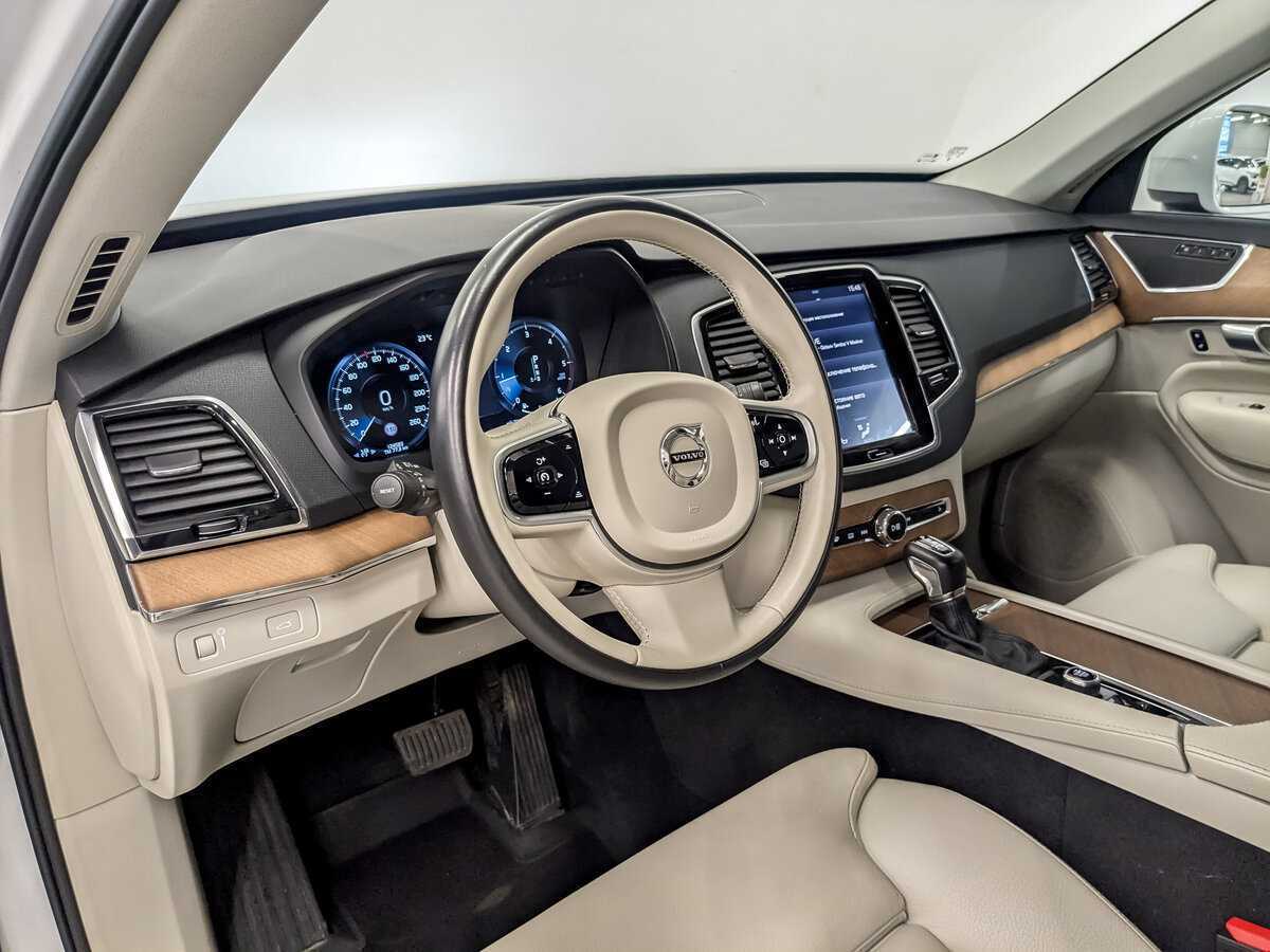 Volvo XC90 с пробегом — 2017 год. Фото: #15