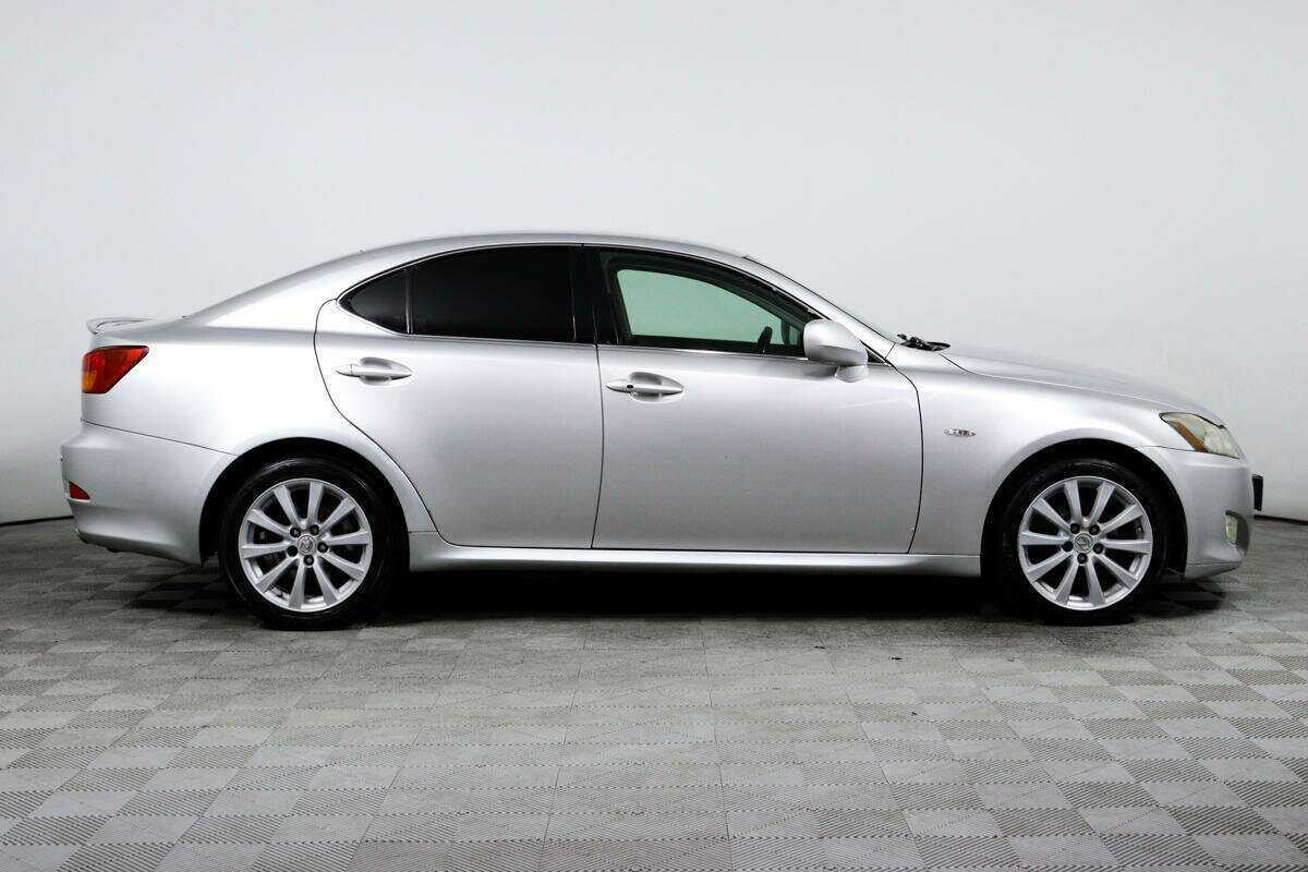 Lexus IS с пробегом — 2007 год. Фото: #3