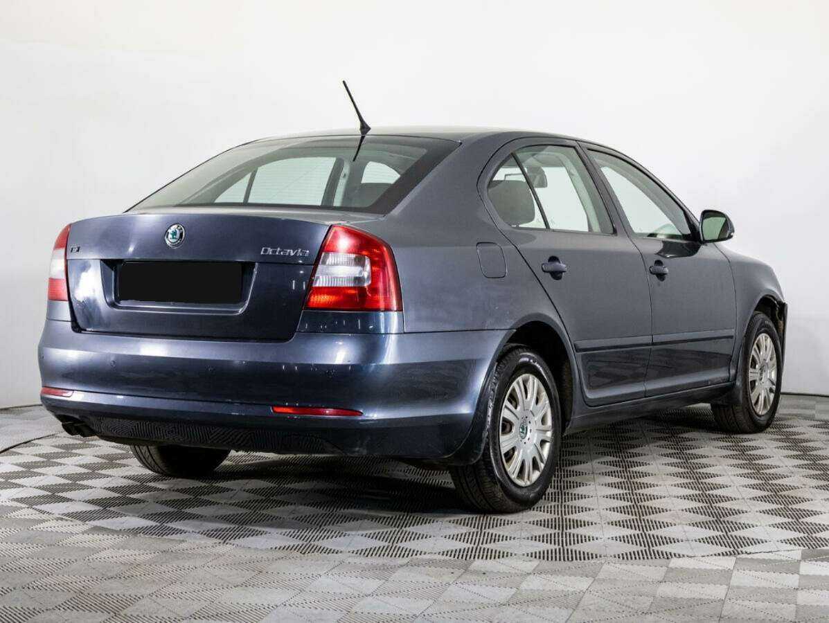 Skoda Octavia с пробегом — 2011 год. Фото: #4
