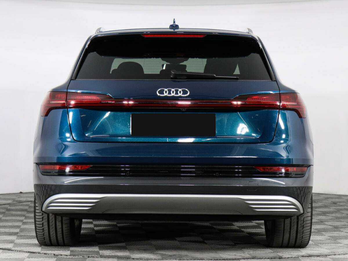 Audi e-tron с пробегом — 2020 год. Фото: #5