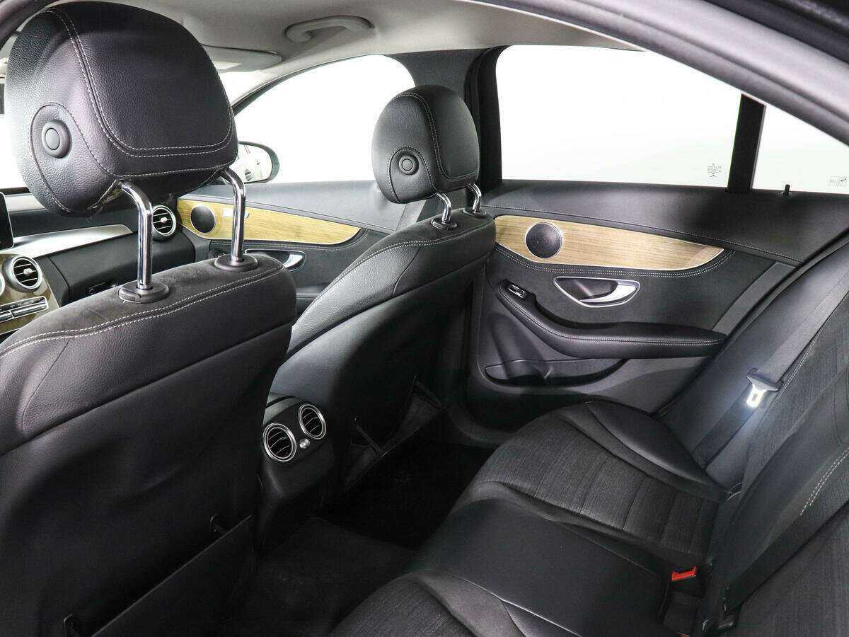 Mercedes-Benz C-Класс с пробегом — 2015 год. Фото: #9