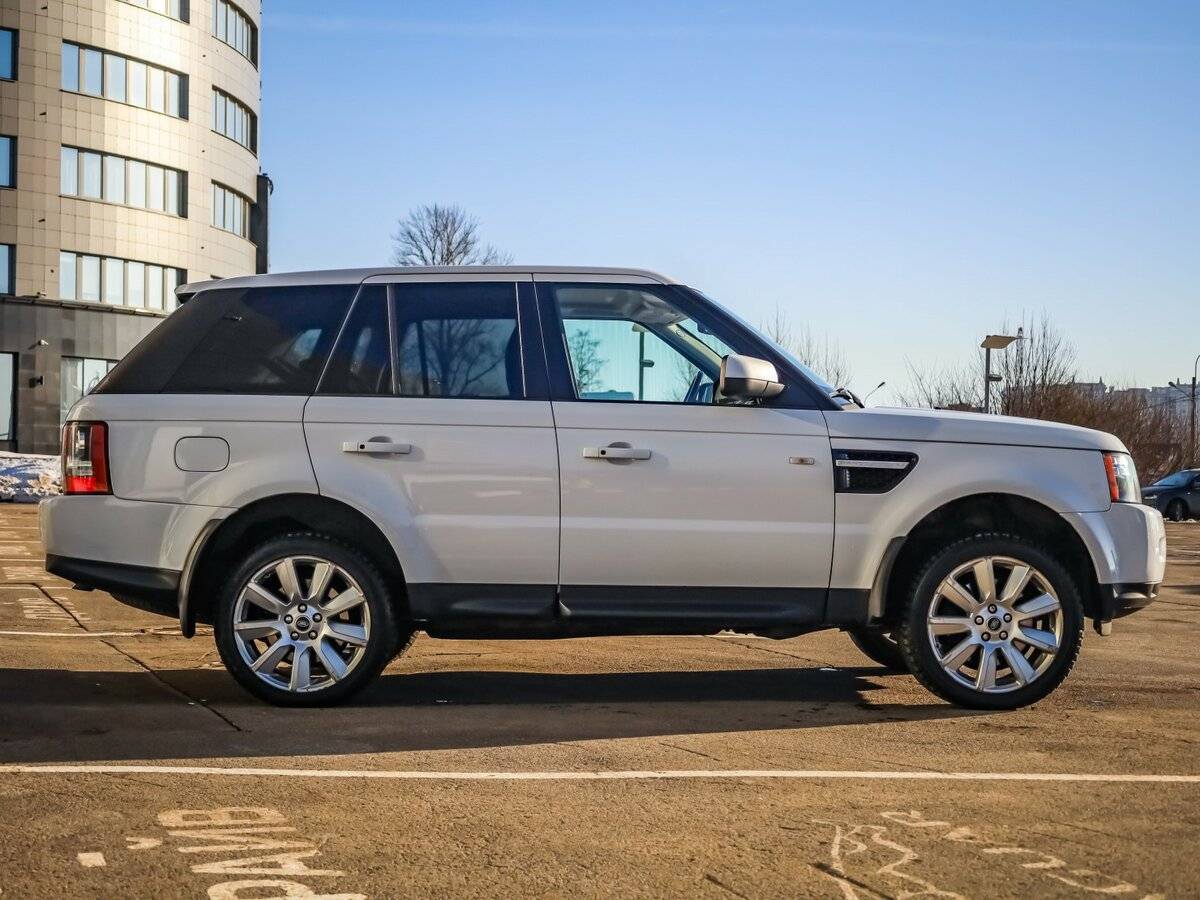 Land Rover Range Rover Sport с пробегом — 2013 год. Фото: #4