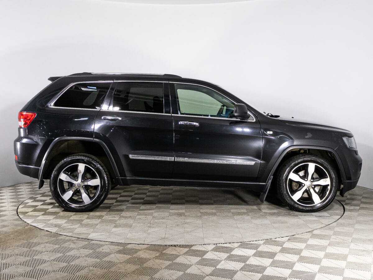 Jeep Grand Cherokee с пробегом — 2012 год. Фото: #3