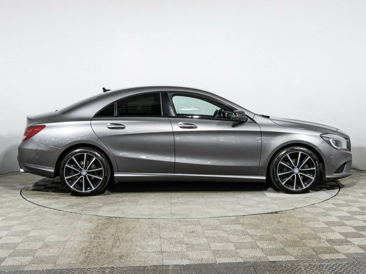Mercedes-Benz CLA с пробегом — 2014 год. Фото: #3