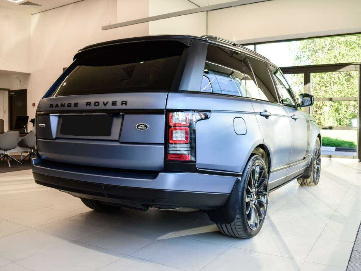 Land Rover Range Rover с пробегом — 2017 год. Фото: #3