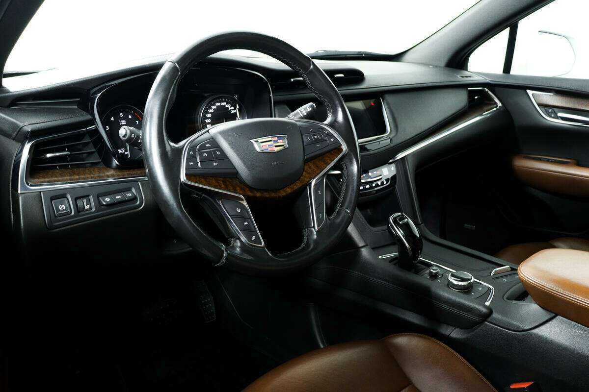 Cadillac XT5 с пробегом — 2020 год. Фото: #10