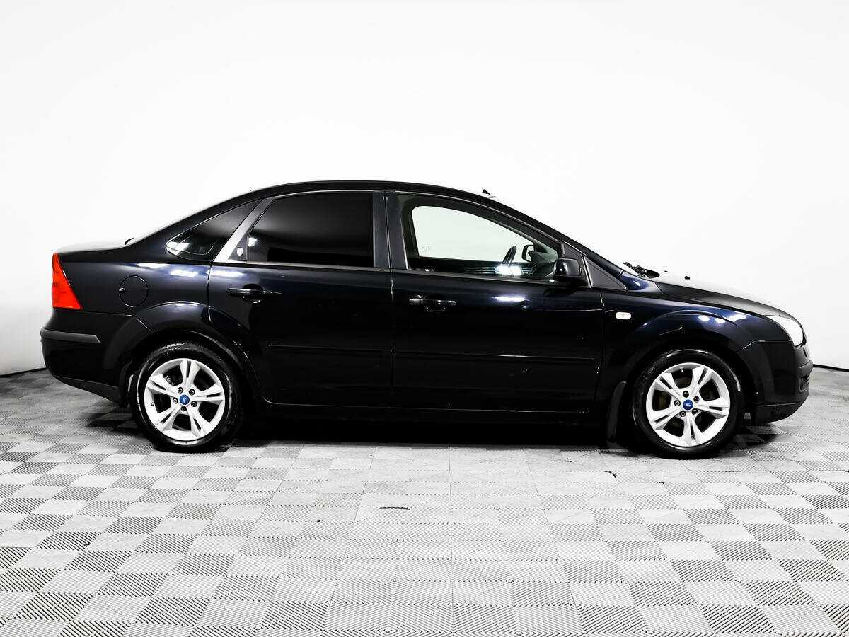 Ford Focus с пробегом — 2005 год. Фото: #3