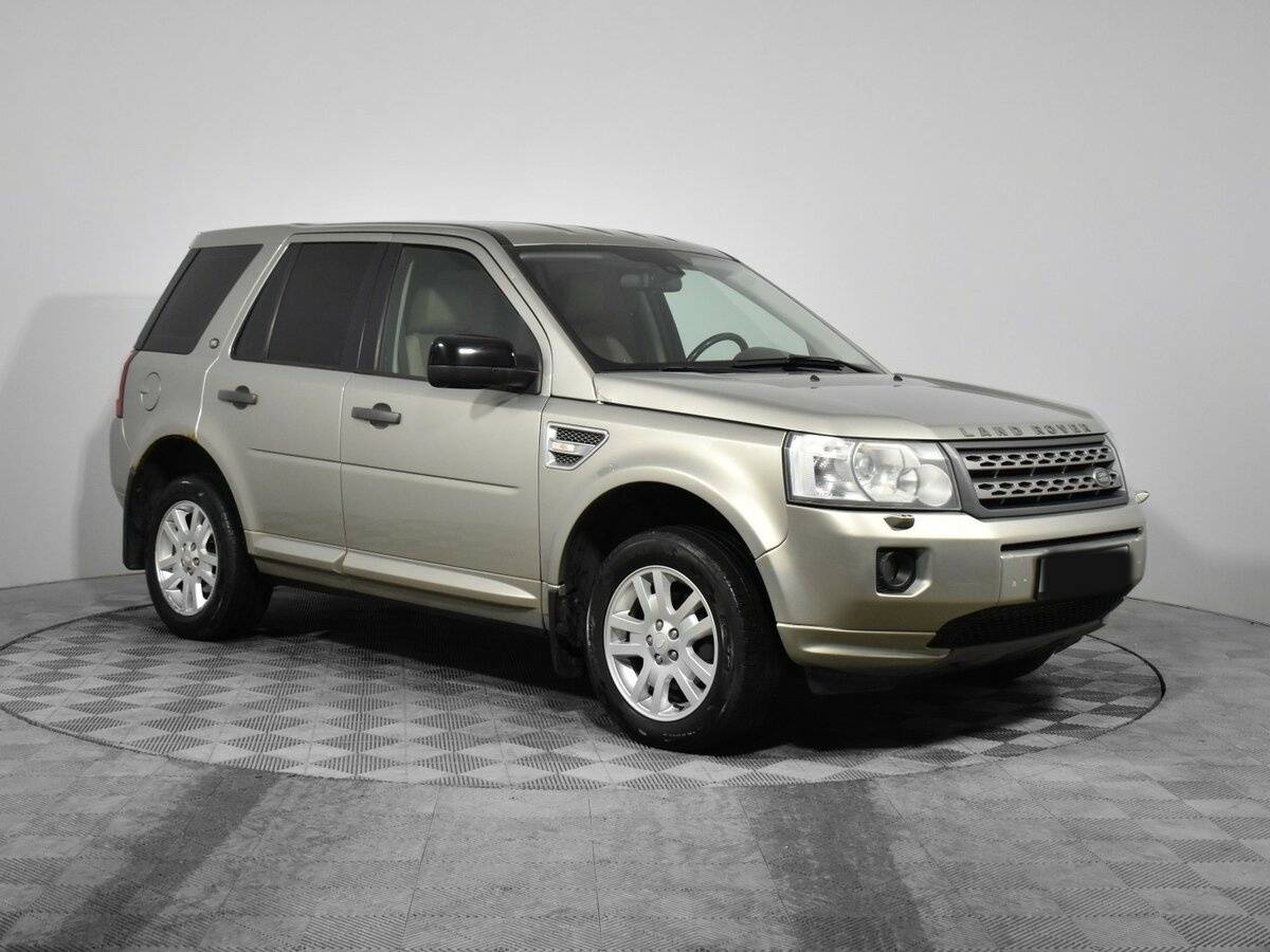 Land Rover Freelander с пробегом — 2011 год. Фото: #2