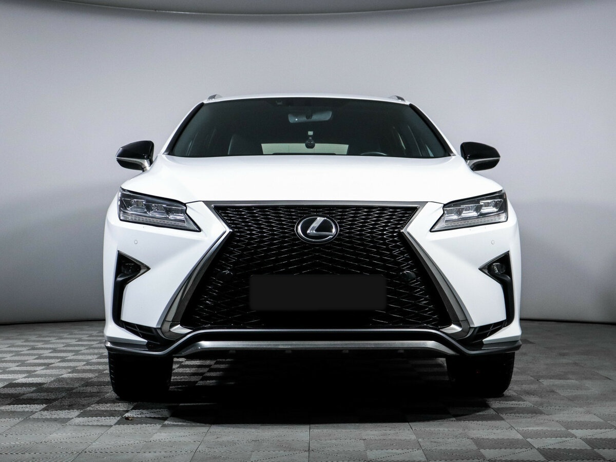 Lexus RX с пробегом — 2018 год. Фото: #1