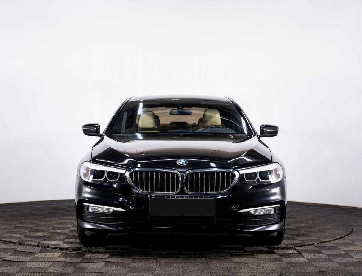 BMW 5 серии с пробегом — 2018 год. Фото: #1