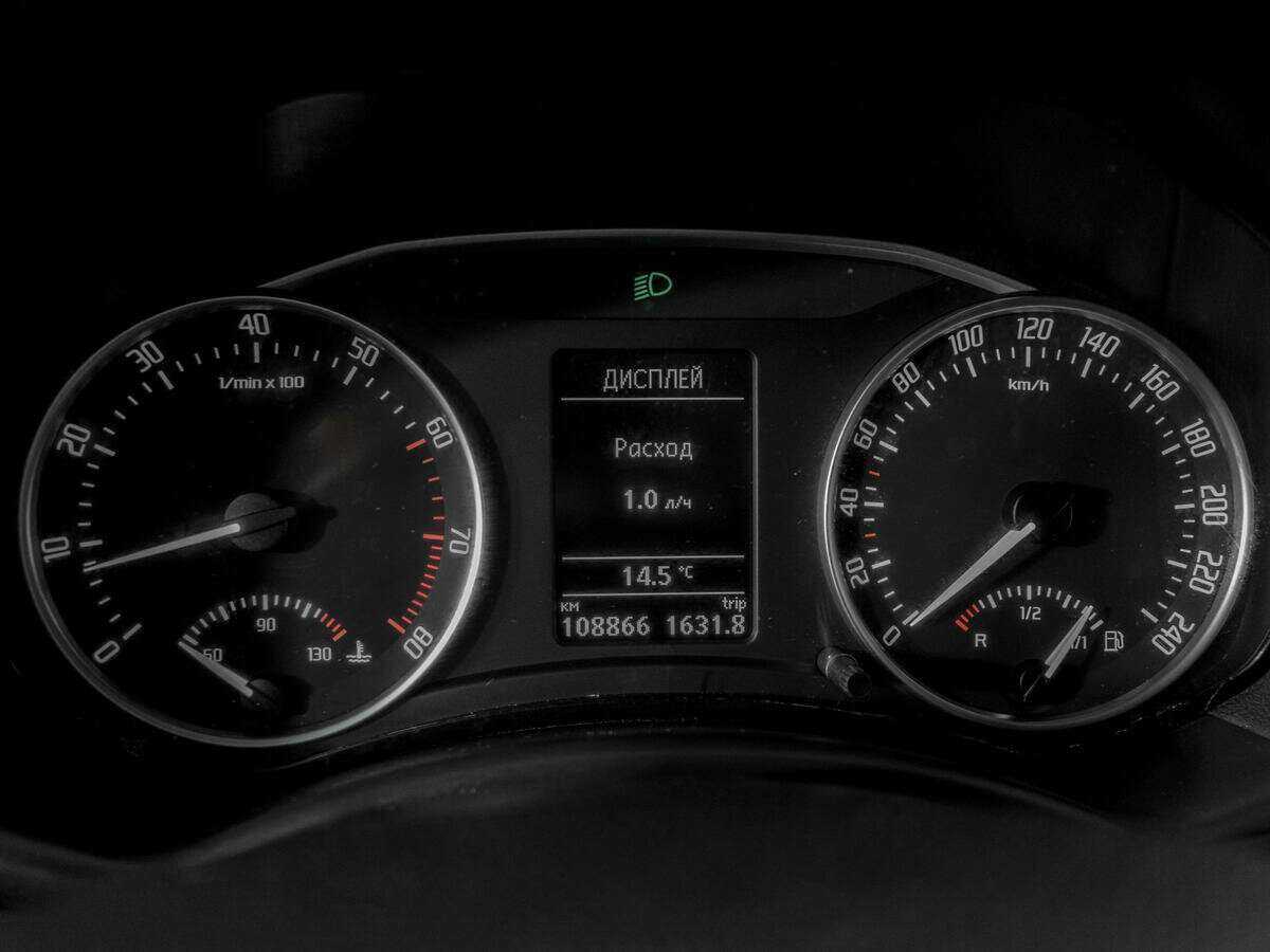 Skoda Octavia с пробегом — 2011 год. Фото: #10