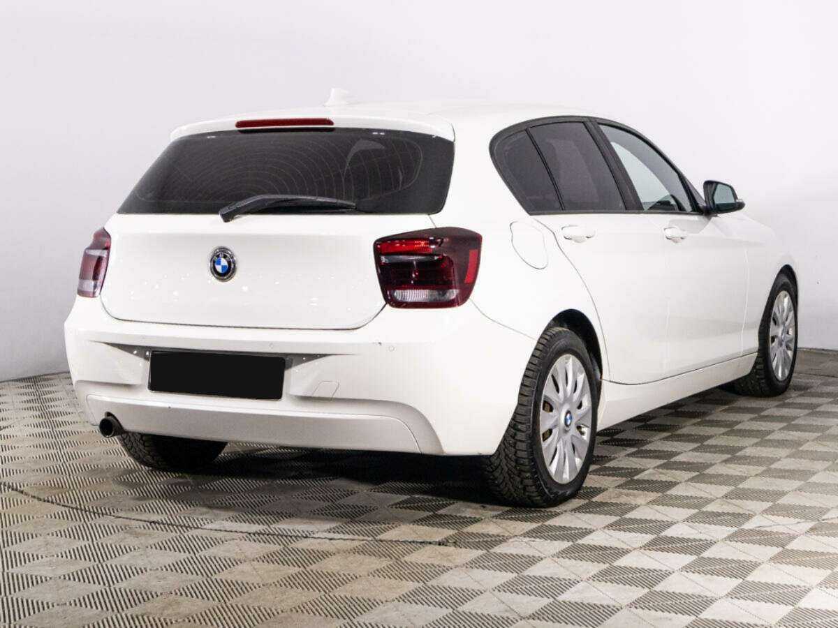 BMW 1 серии с пробегом — 2012 год. Фото: #3