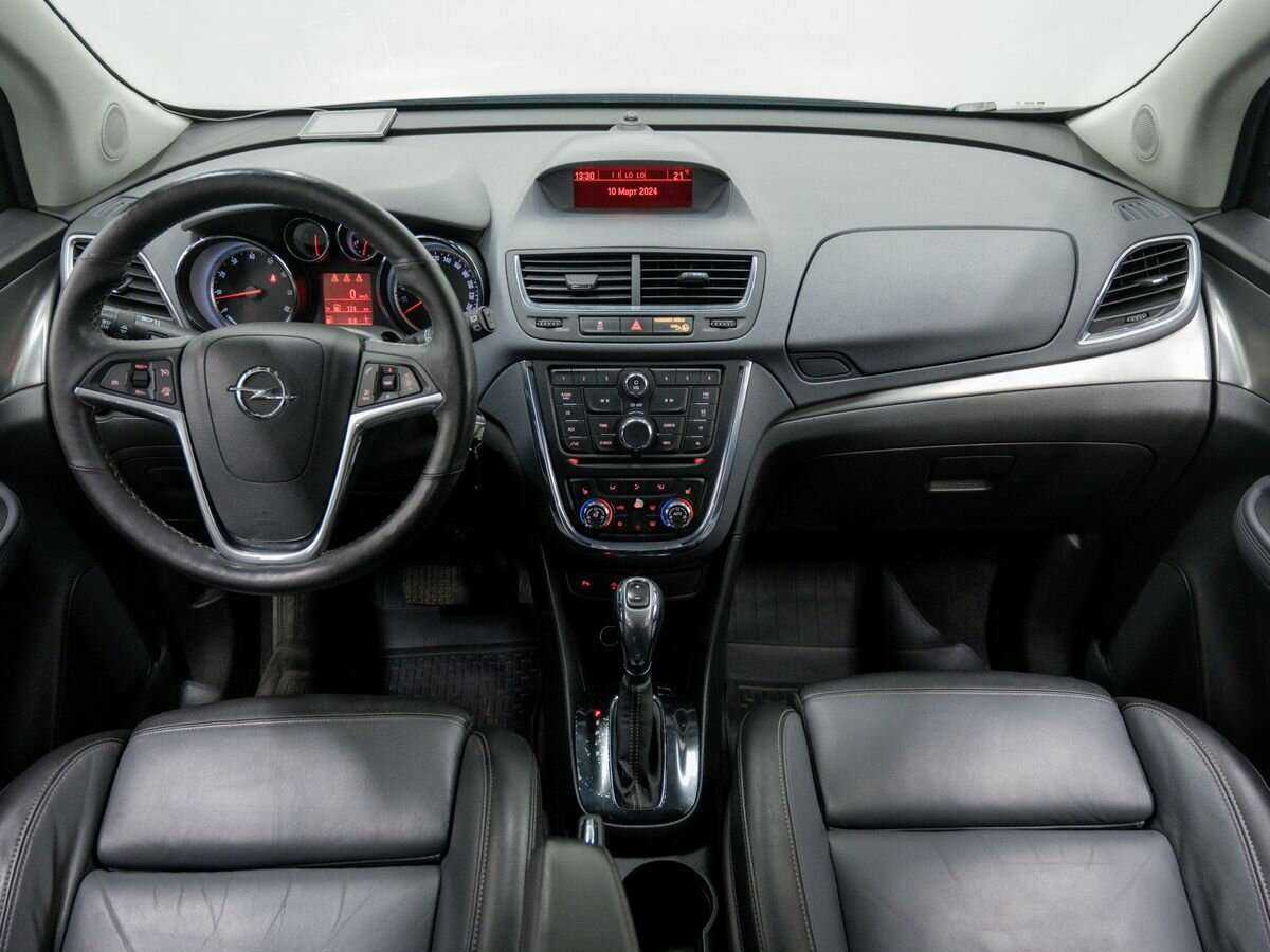 Opel Mokka с пробегом — 2012 год. Фото: #8