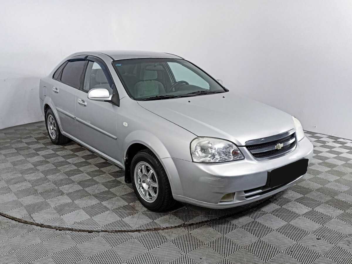 Chevrolet Lacetti с пробегом — 2007 год. Фото: #2