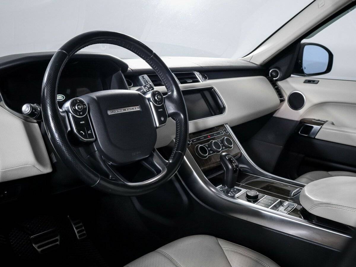 Land Rover Range Rover Sport с пробегом — 2014 год. Фото: #9
