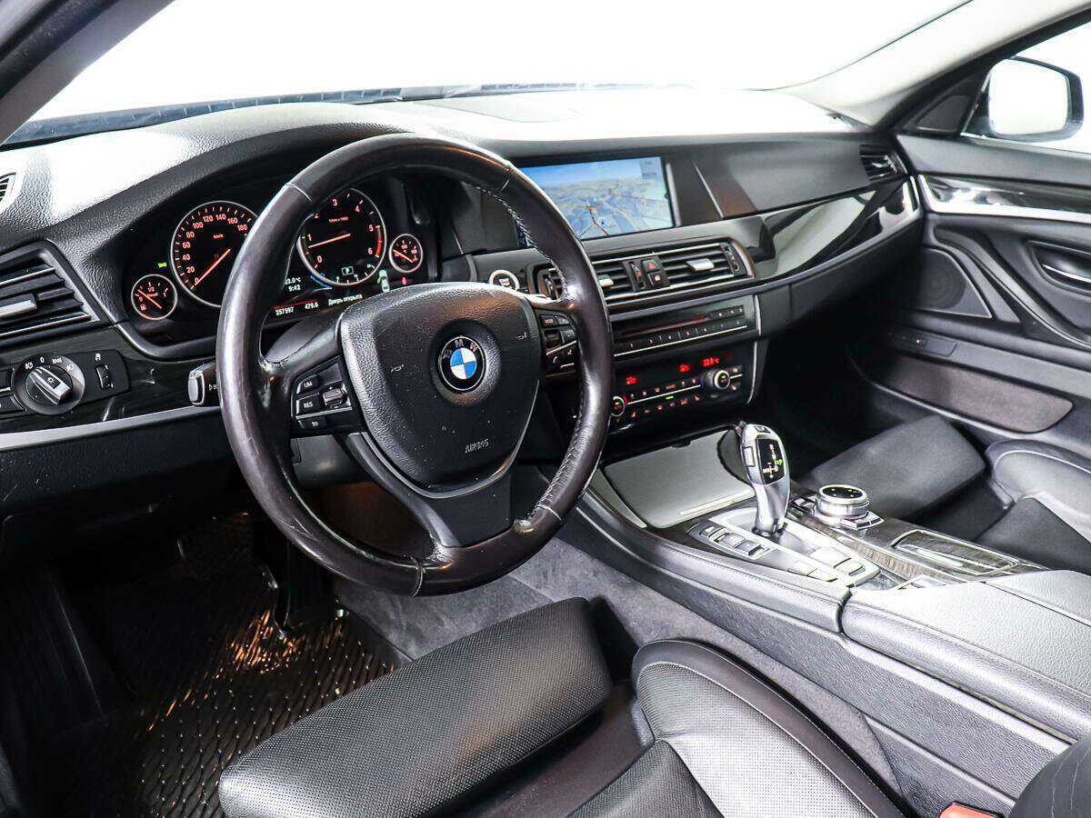 BMW 5 серии с пробегом — 2012 год. Фото: #12