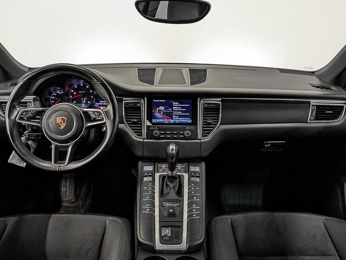 Porsche Macan с пробегом — 2018 год. Фото: #11
