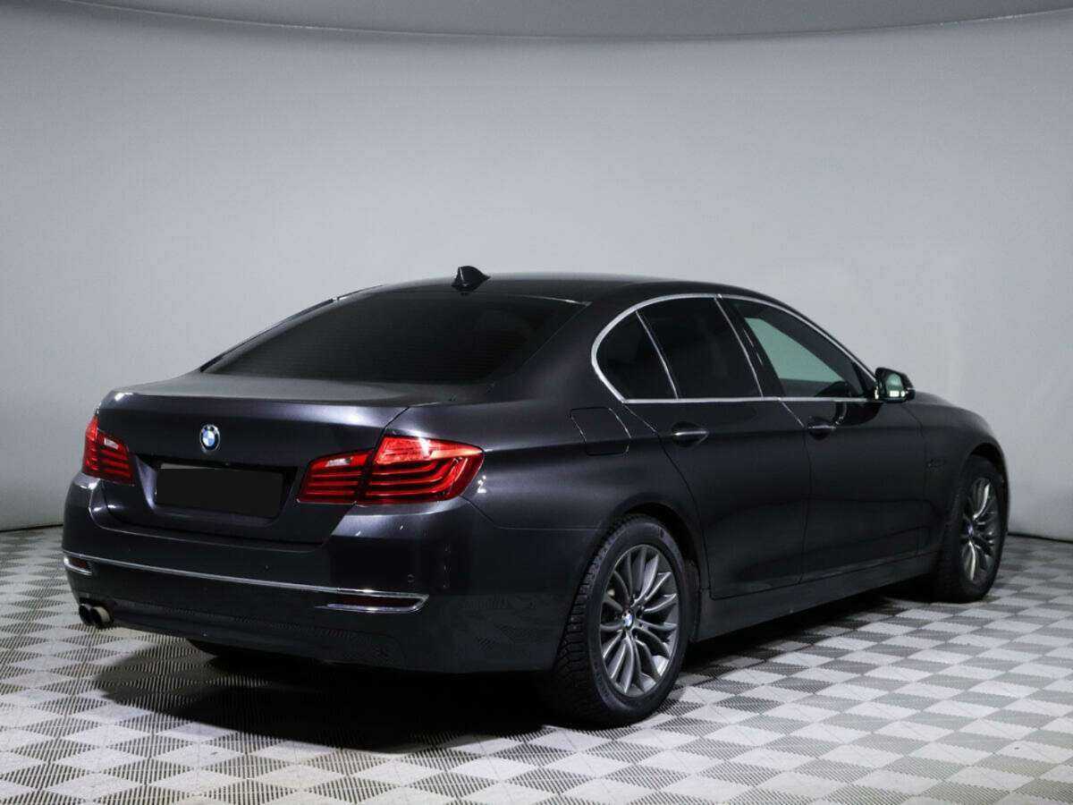 BMW 5 серии с пробегом — 2015 год. Фото: #3