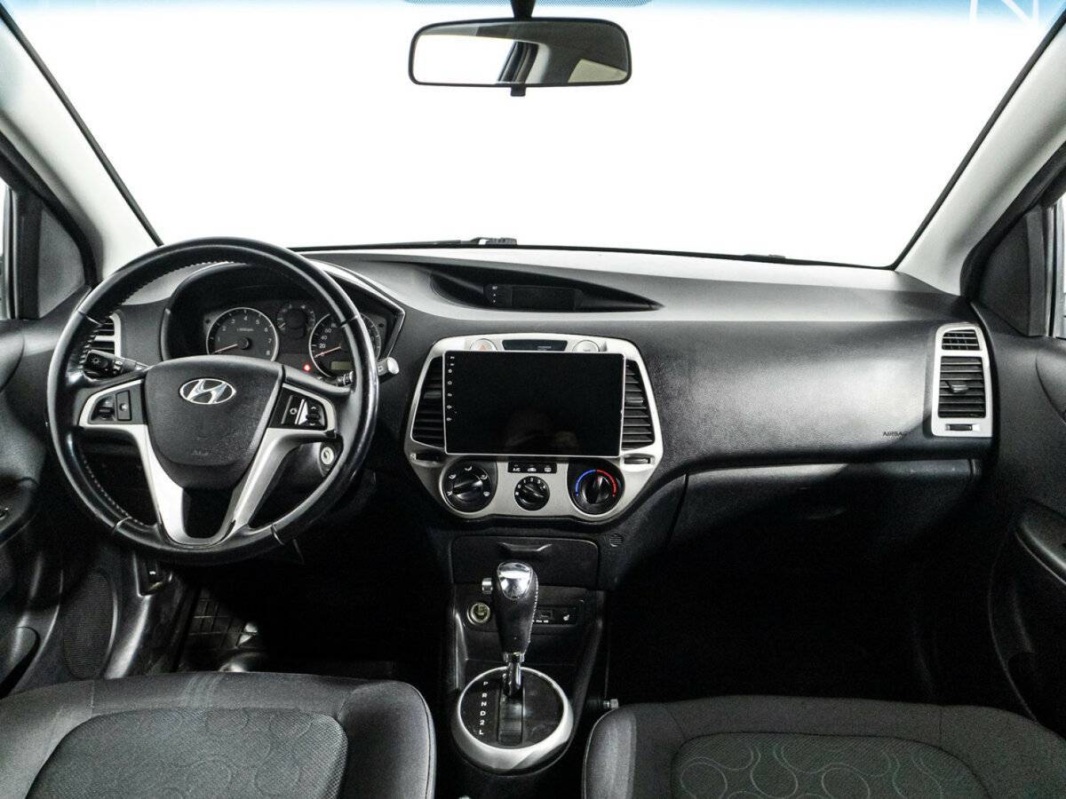 Hyundai i20 с пробегом — 2009 год. Фото: #12