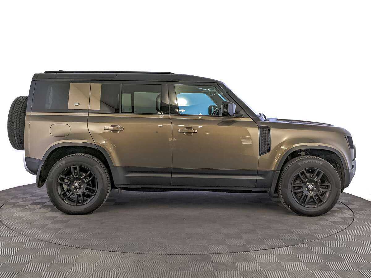 Land Rover Defender с пробегом — 2020 год. Фото: #3