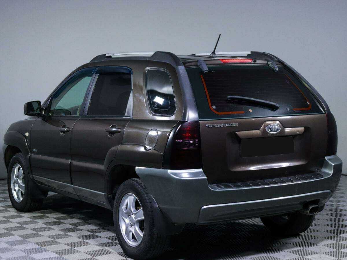 Kia Sportage с пробегом — 2005 год. Фото: #6