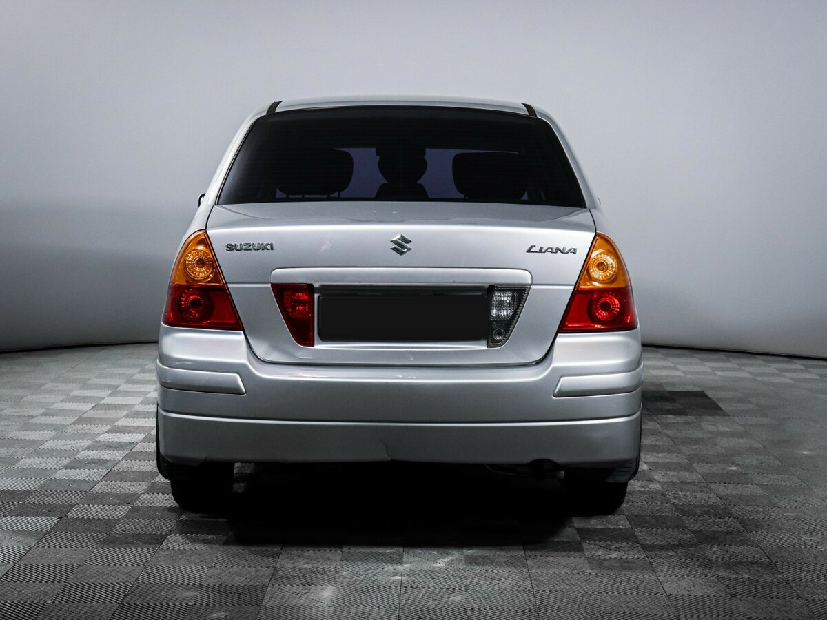 Suzuki Liana с пробегом — 2007 год. Фото: #4