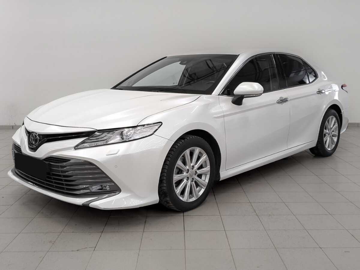 Toyota Camry с пробегом — 2019 год. Посмотреть фото