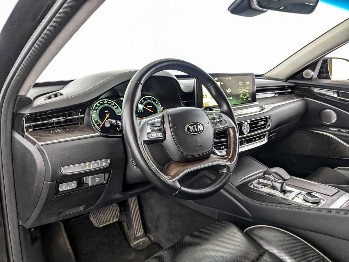 Kia K900 с пробегом — 2019 год. Фото: #13