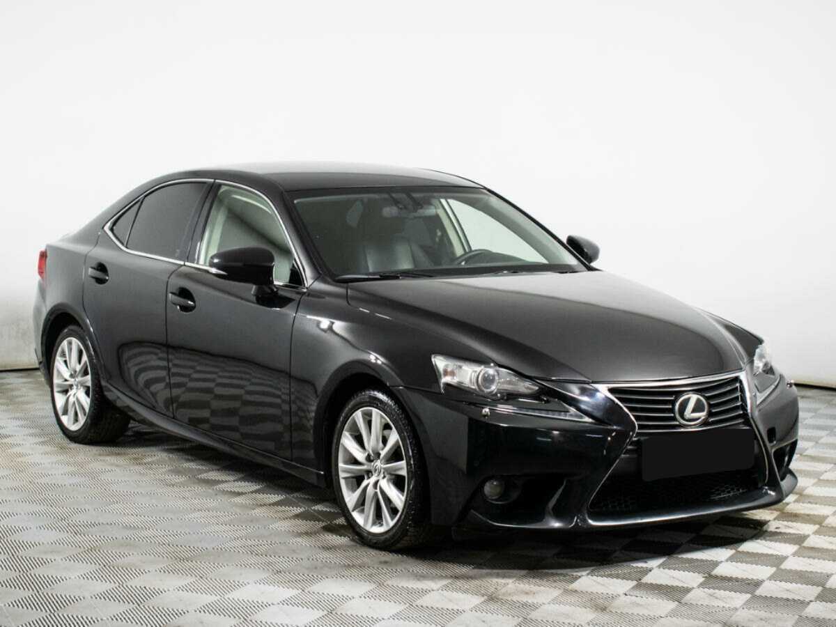 Lexus IS с пробегом — 2013 год. Фото: #2