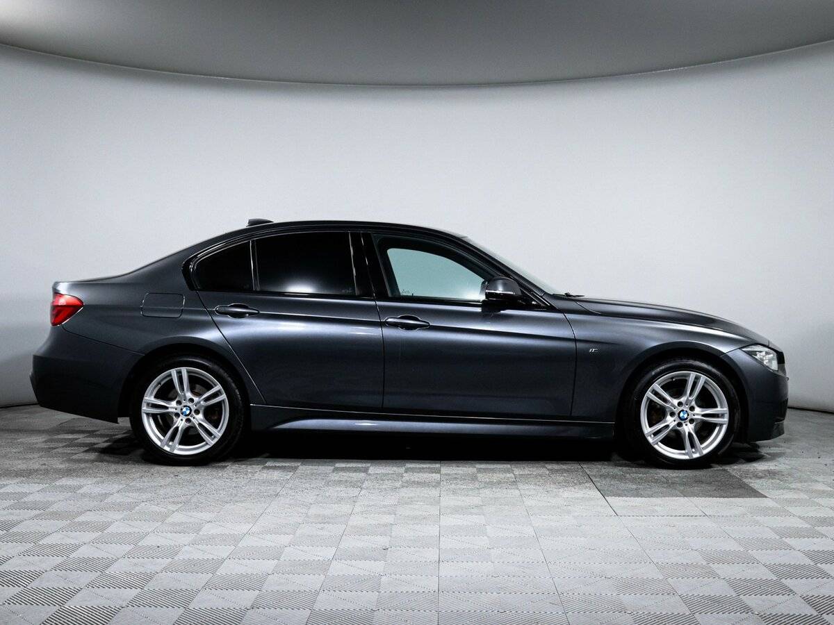 BMW 3 серии с пробегом — 2017 год. Фото: #3