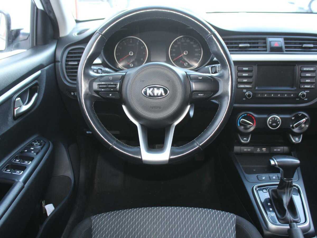 Kia Rio с пробегом — 2018 год. Фото: #11