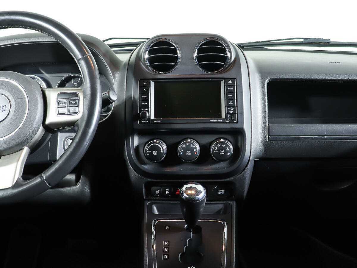 Jeep Compass с пробегом — 2012 год. Фото: #10